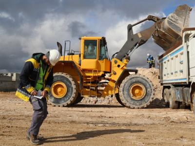 Starting a Project to Remove Rubble in the Al-Bab Area in Eastern Aleppo