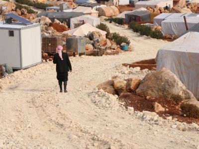 The Syrian Civil Defense Begins A Rehabilitation Project of Roads in 30 Camps