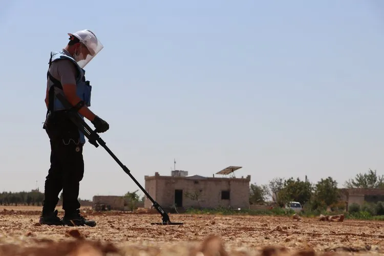 The White Helmets becomes a member of the International Campaign to Ban Landmines - Cluster Munition Coalition (ICBL-CMC)